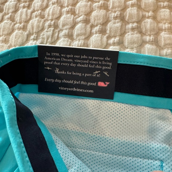 NWT classic fit breaker shorts - Picture 3 of 5